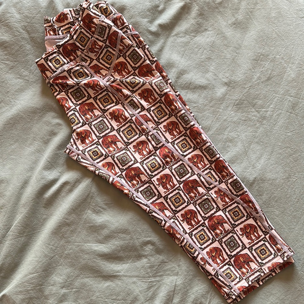 Funny yoga capri pants with elephant pattern